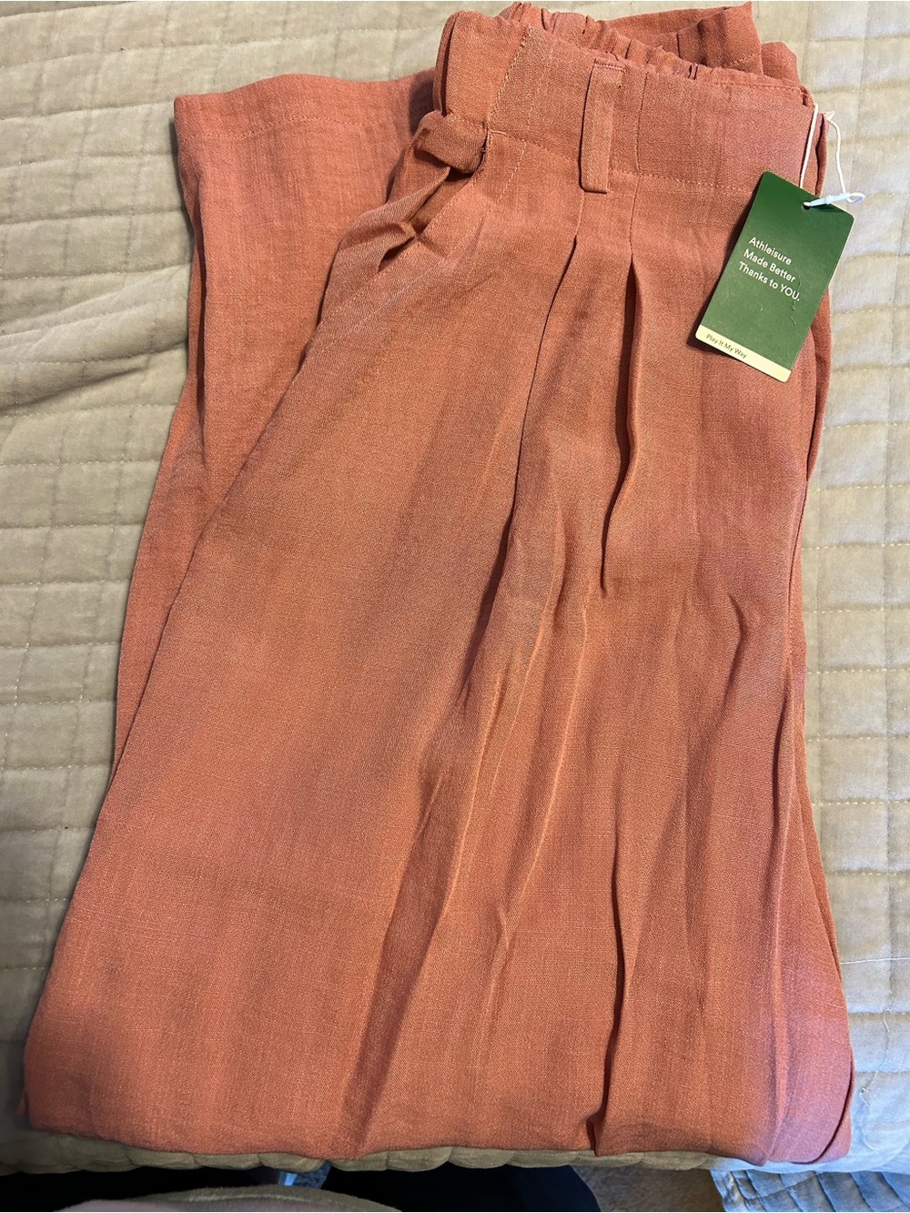 HALARA Women's Pleated Trousers in Rusty Coral